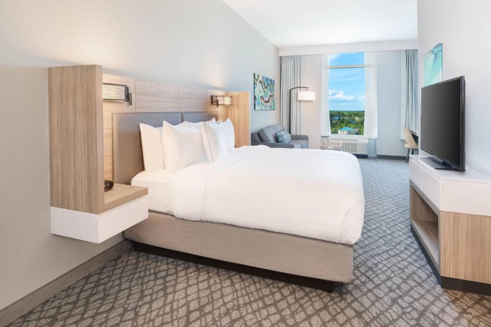 Suite, 1 King, Sofa bed, Inland view interior